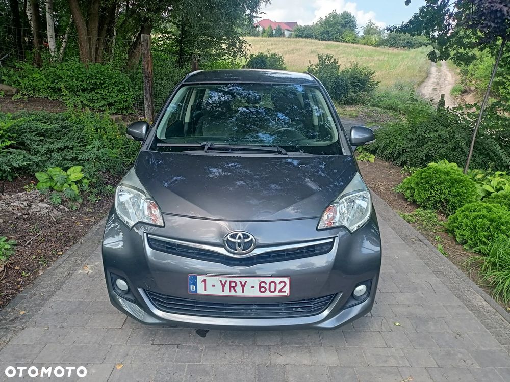 Toyota Verso S 1.33 VVT-i Multidrive Club