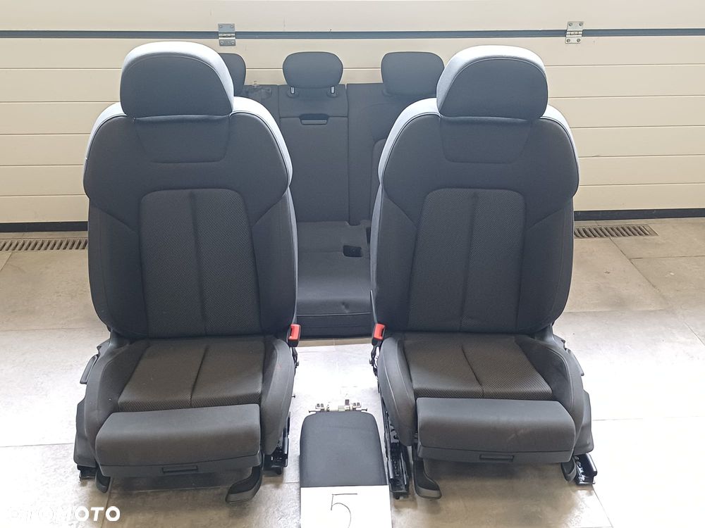 NR 5 Wnętrze materiałowe Audi A6 C8 2021 rok kombi fotele przód sport