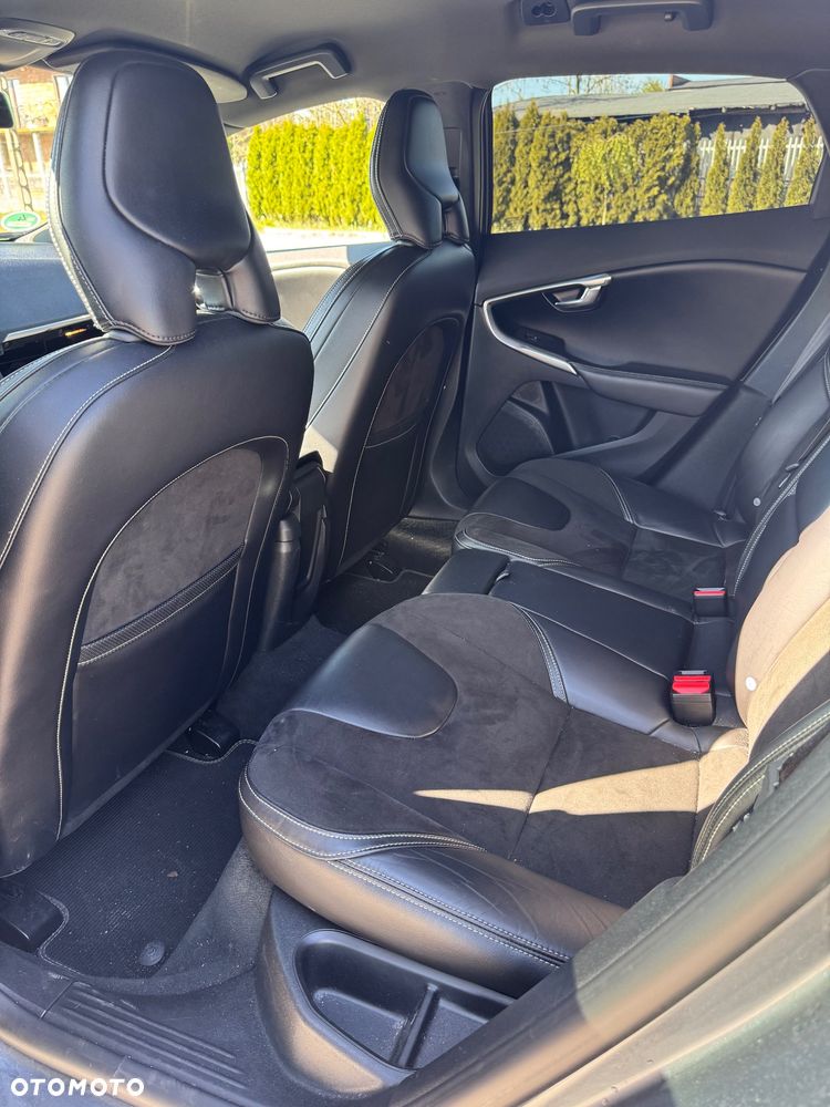 Volvo V40 D2 Drive-E R-Design Kinetic - 11