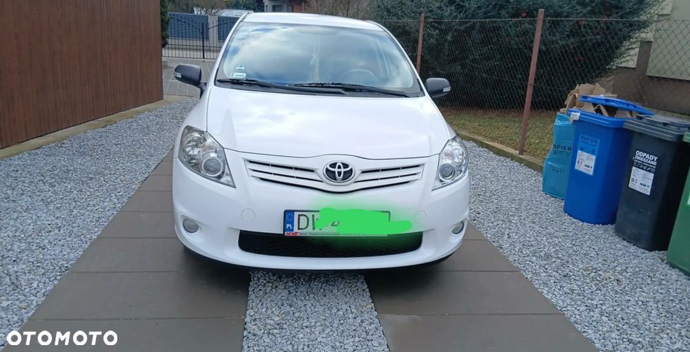 Toyota Auris 1.6 Dynamic - 2
