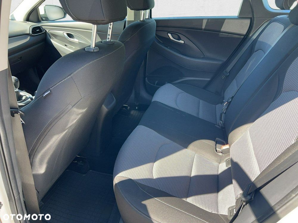 Hyundai i30 - 21