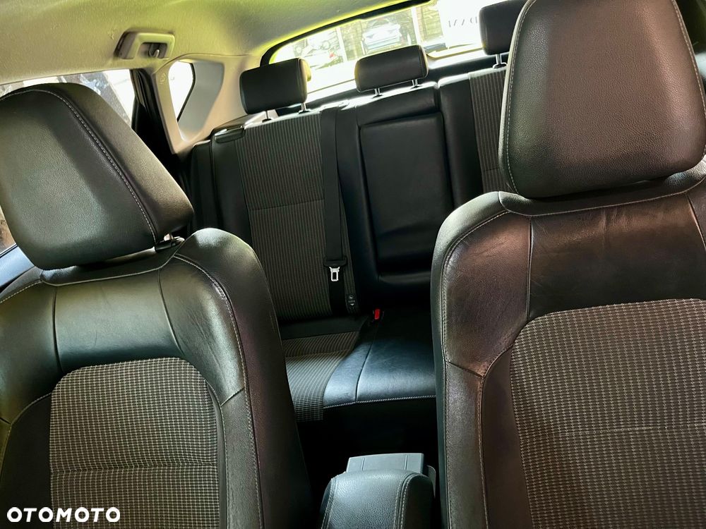 Toyota Auris - 8