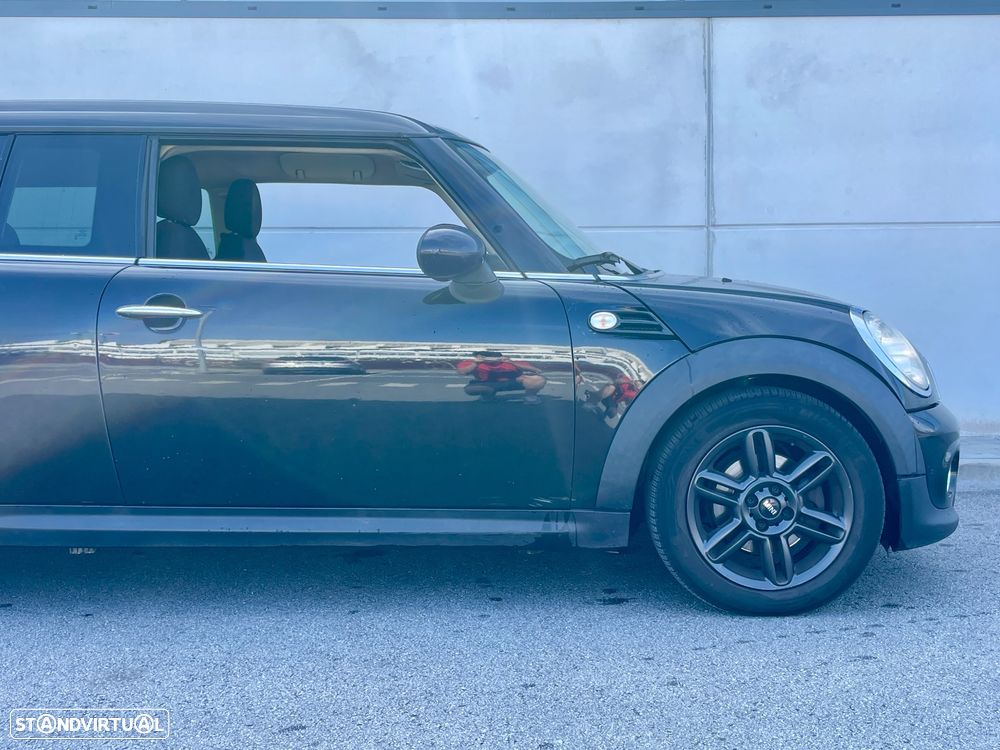 MINI Clubman Cooper D - 4