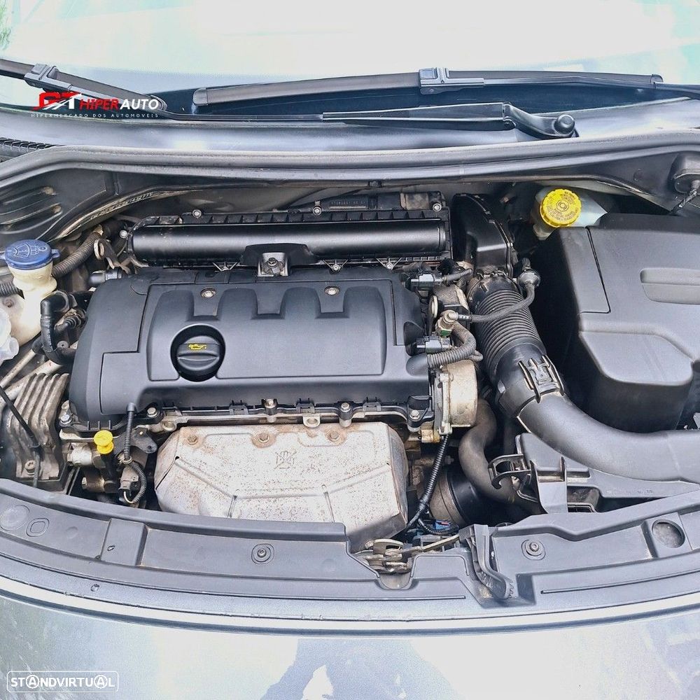 Peugeot 207 SW 1.4 Premium - 14