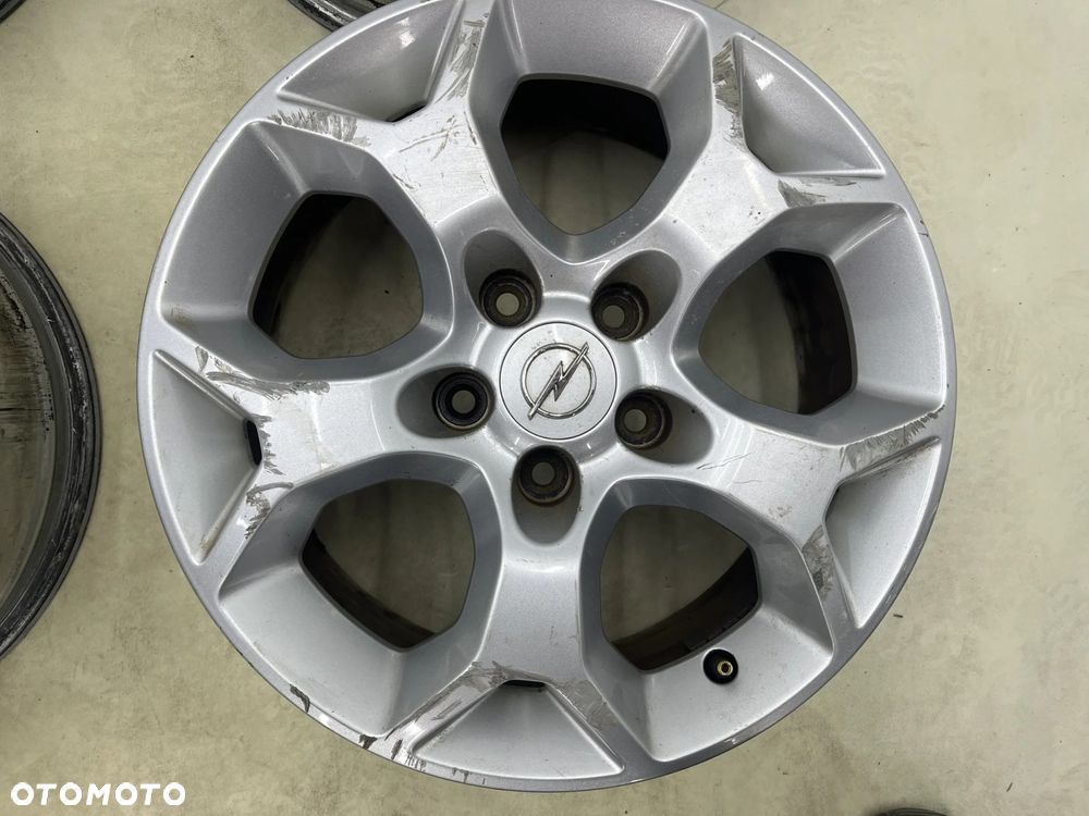 Felga Opel Zafira B Astra G H Vectra C Meriva 6,5jx16 ET37 5x110 felgi aluminiowe r16 cali KOMPLET 1 - 9