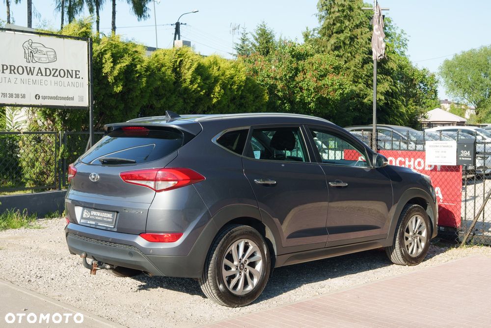 Hyundai Tucson 1.6 GDI BlueDrive Comfort 2WD - 32