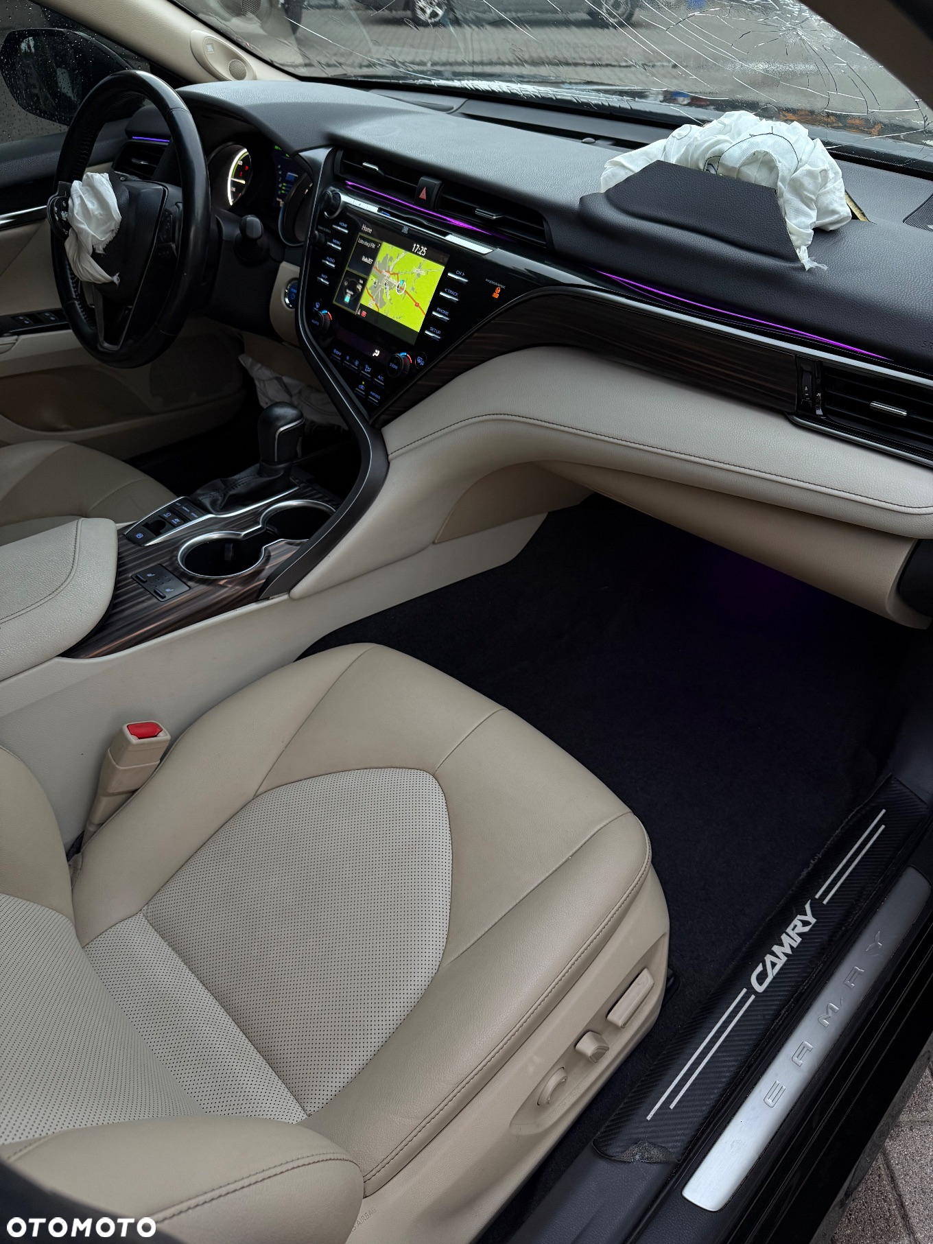 Toyota Camry - 6