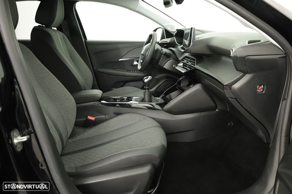 Peugeot 208 1.2 PureTech Allure - 23