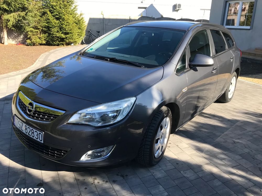 Opel Astra 1.4 Turbo Design Edition - 1