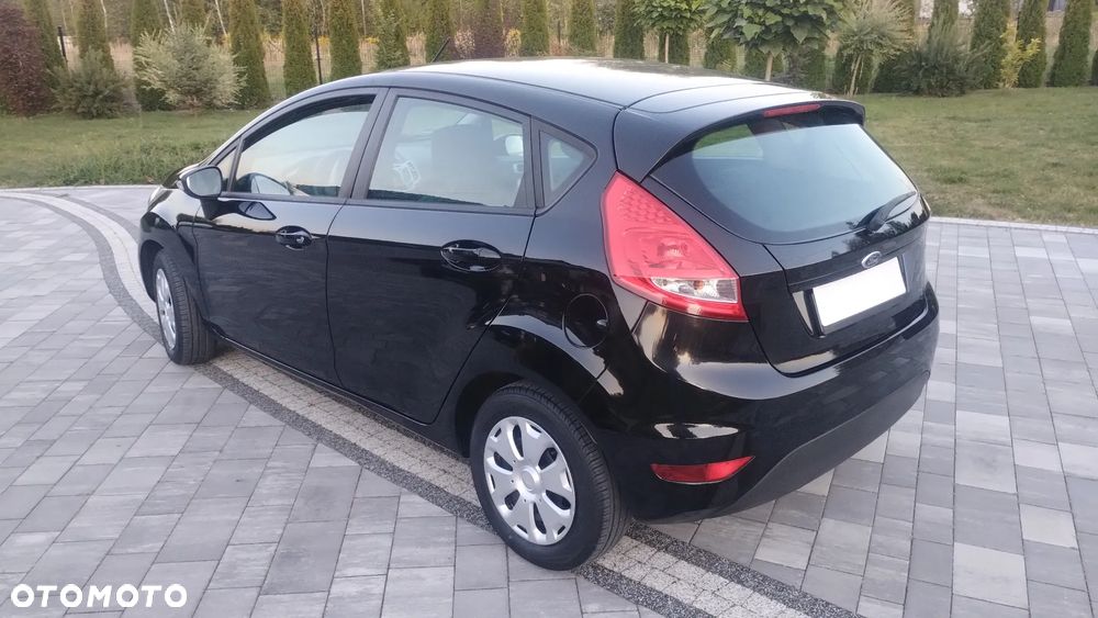 Ford Fiesta 1.25 Champions Edition - 6