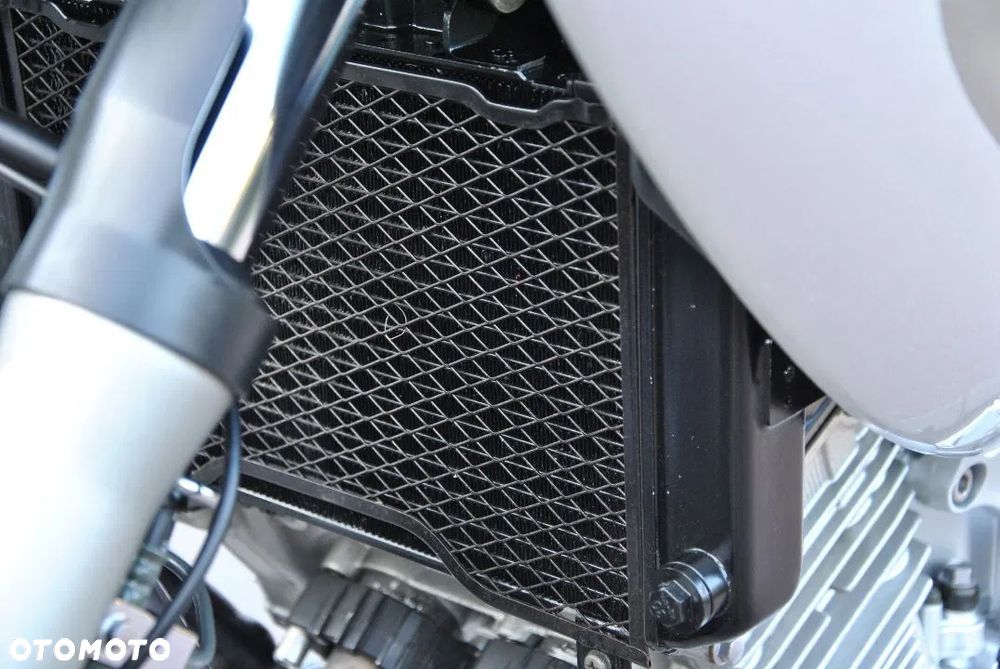 Yamaha TDM - 16