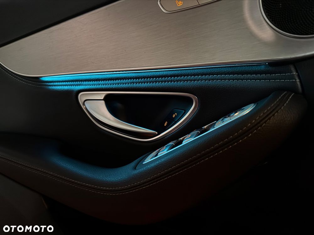 Mercedes-Benz Klasa C 180 7G-TRONIC - 16