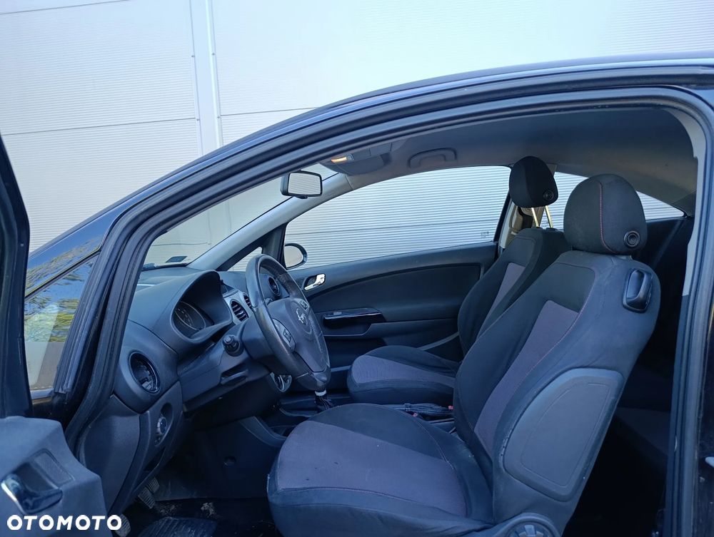 Opel Corsa 1.3 CDTI - 21