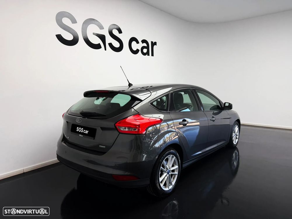 Ford Focus 1.0 SCTi Trend - 4