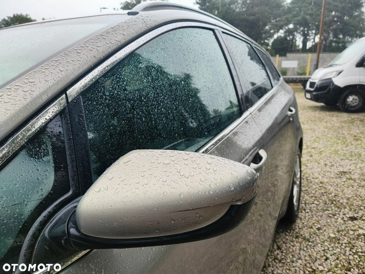 Kia Ceed - 8