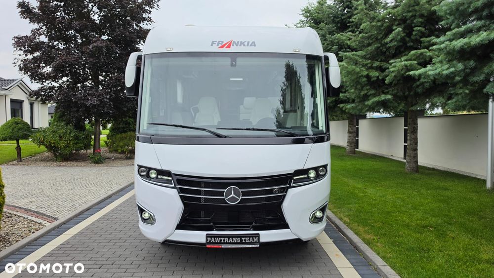 Mercedes-Benz KAMPER///MERCEDES-BENZ/// 2023///FRANKIA///PLATIN///INTEGRA/// 5 OSOBOWY///DMC 5500 KG///190 KONI/// LUKSUSOWY APARTAMENT NA KOŁACH/// STAN JAK FABRYCZNIE NOWY - 3
