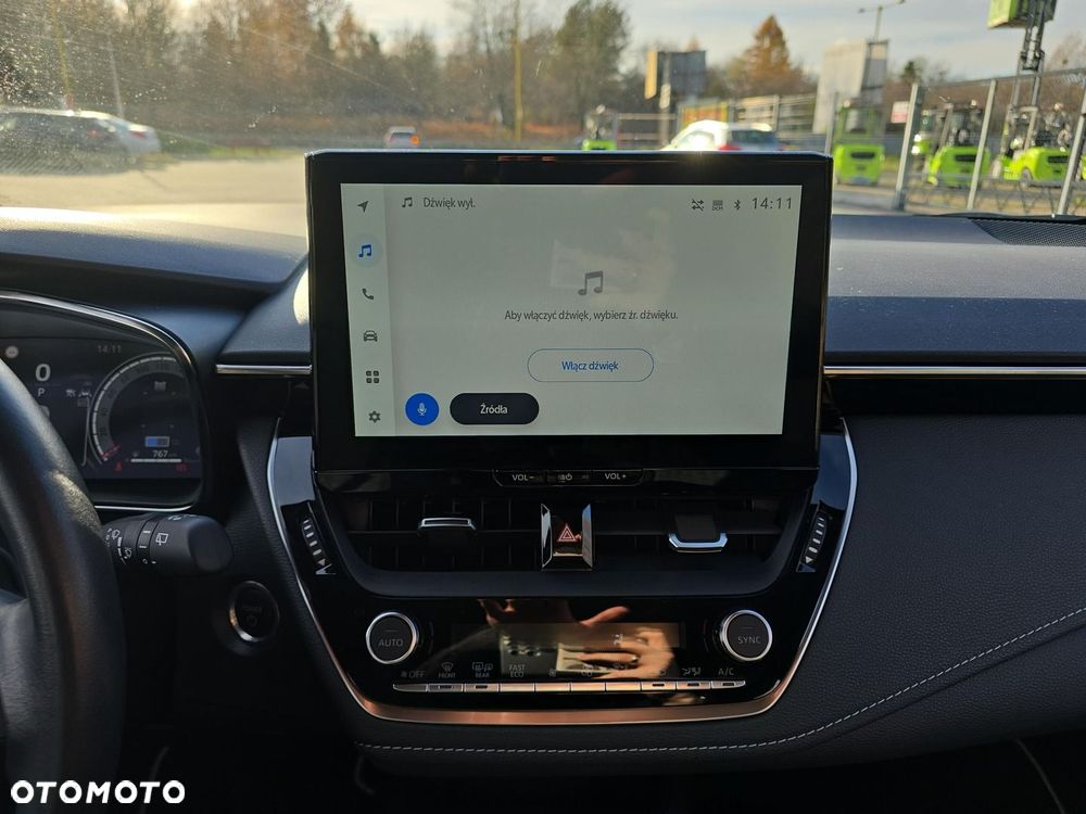 Toyota Corolla 1.8 Hybrid Comfort - 17