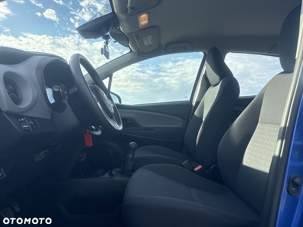 Toyota Yaris - 15