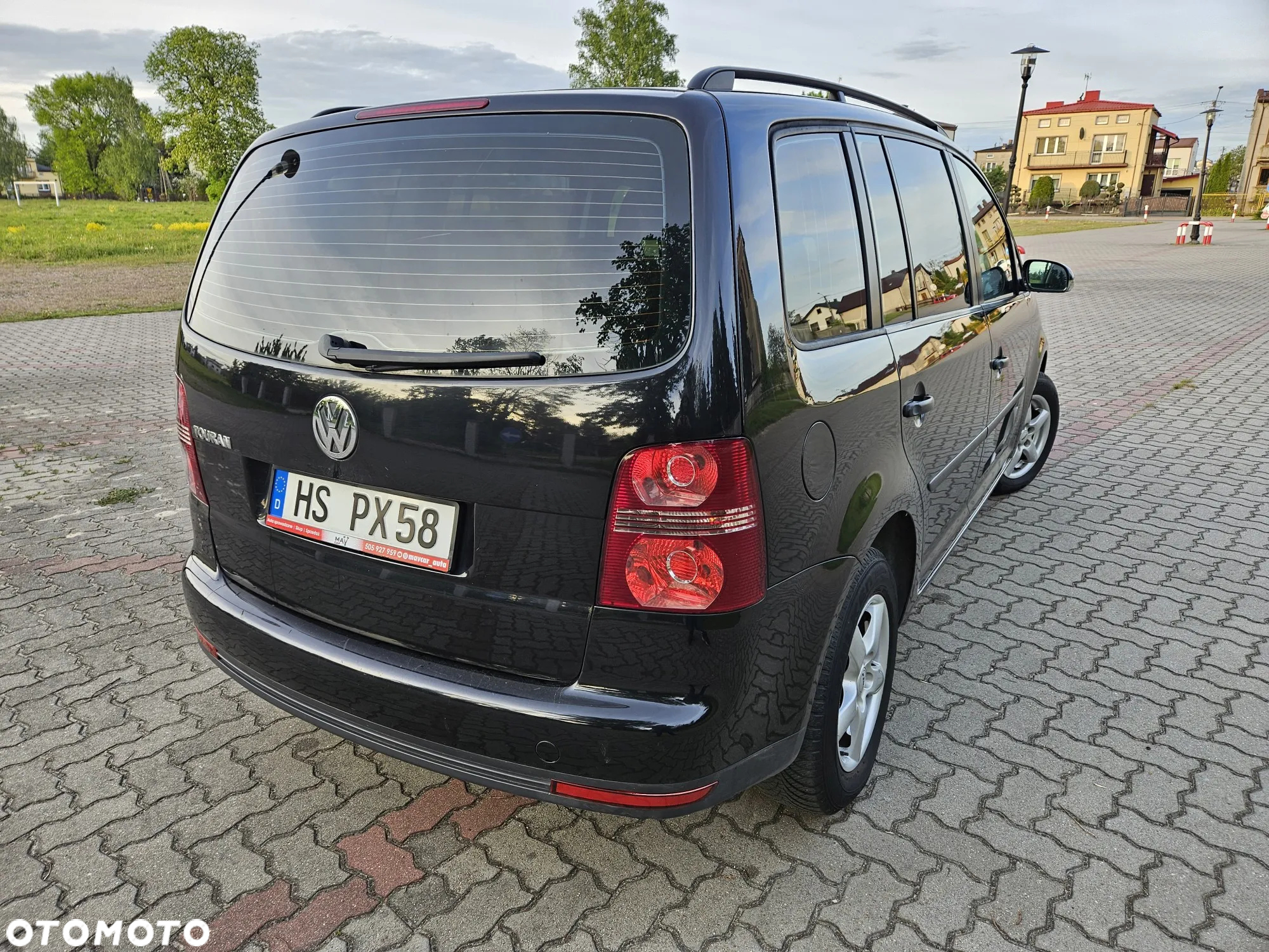 Volkswagen Touran 1.6 United - 4
