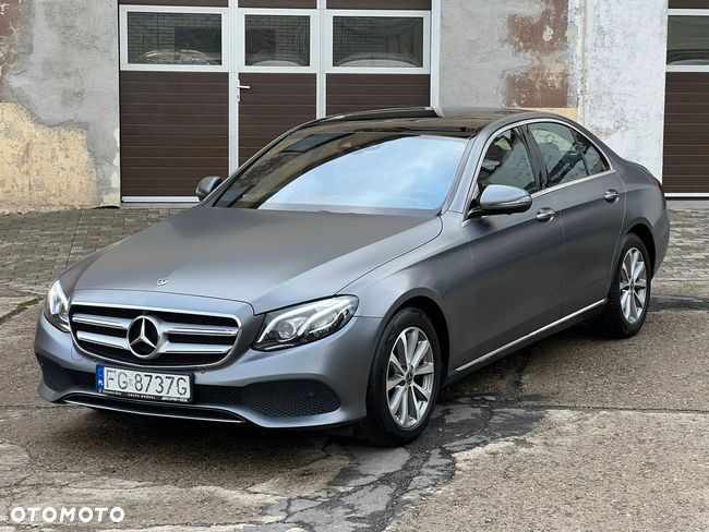 Mercedes-Benz Klasa E 220 d 4-Matic Business Edition 9G-TRONIC