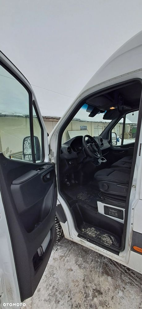 Mercedes-Benz SPRINTER - 20