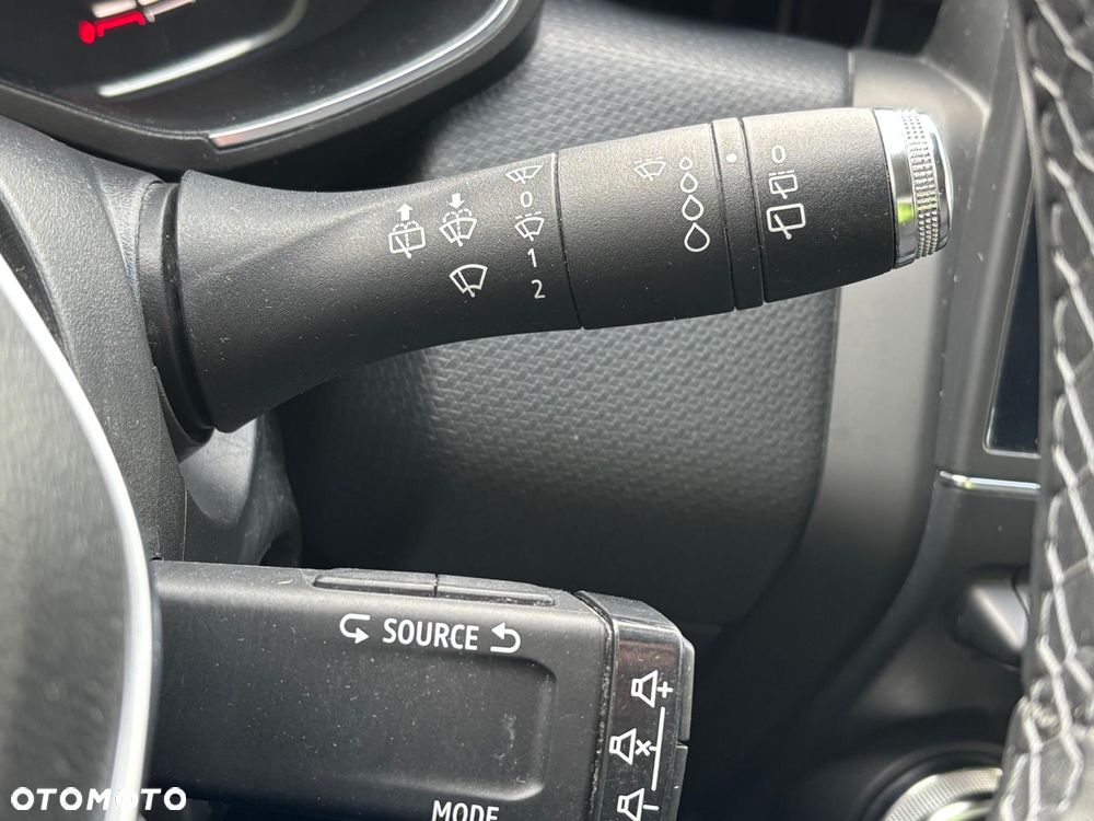 Renault Clio 1.6 E-TECH Equilibre - 23