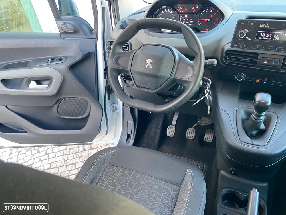 Peugeot Rifter 1.2 PureTech Active - 19