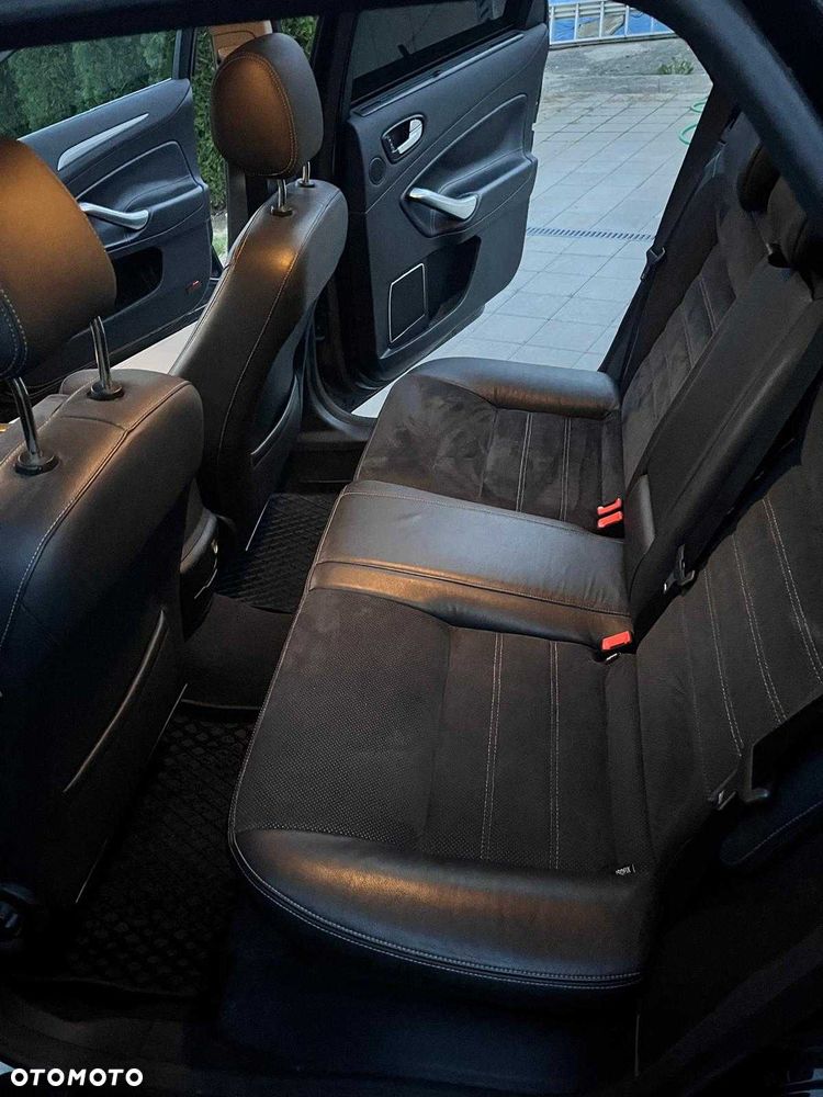 Ford Mondeo - 8