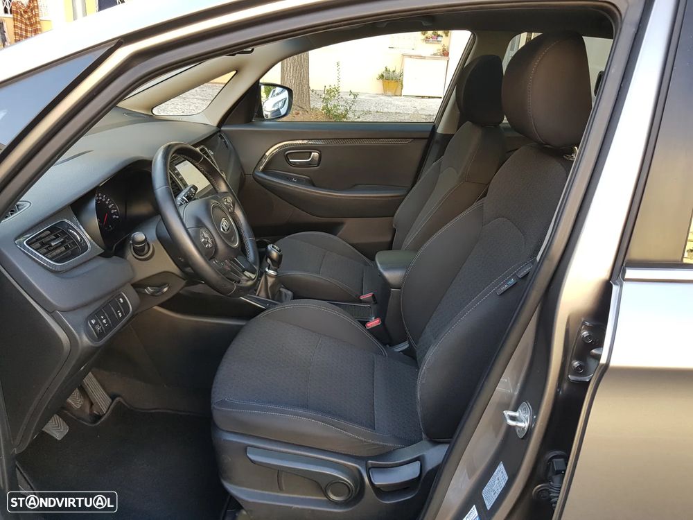 Kia Carens 1.7 CRDi 141 Edition 7 - 27
