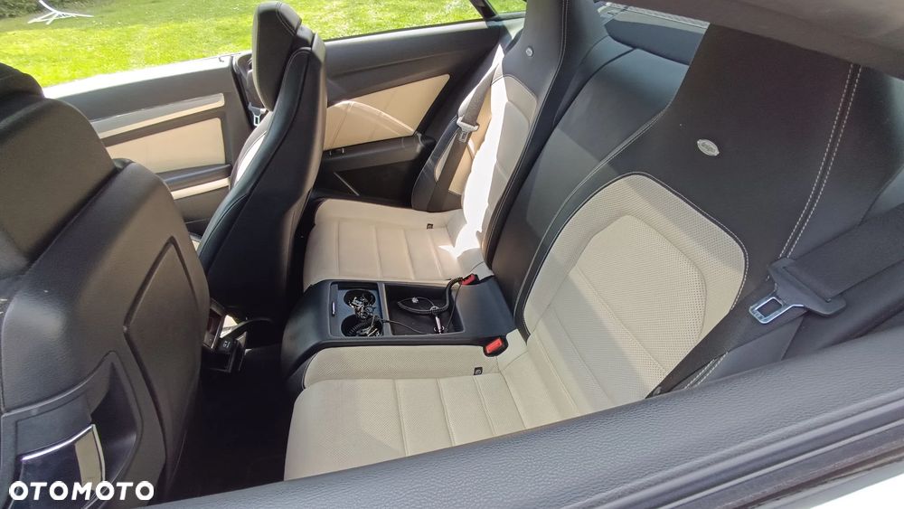 Mercedes-Benz Klasa E 500 7G-TRONIC Avantgarde - 32