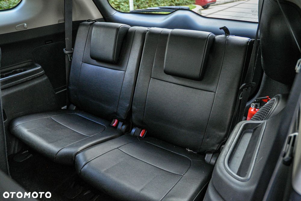Mitsubishi Outlander - 9