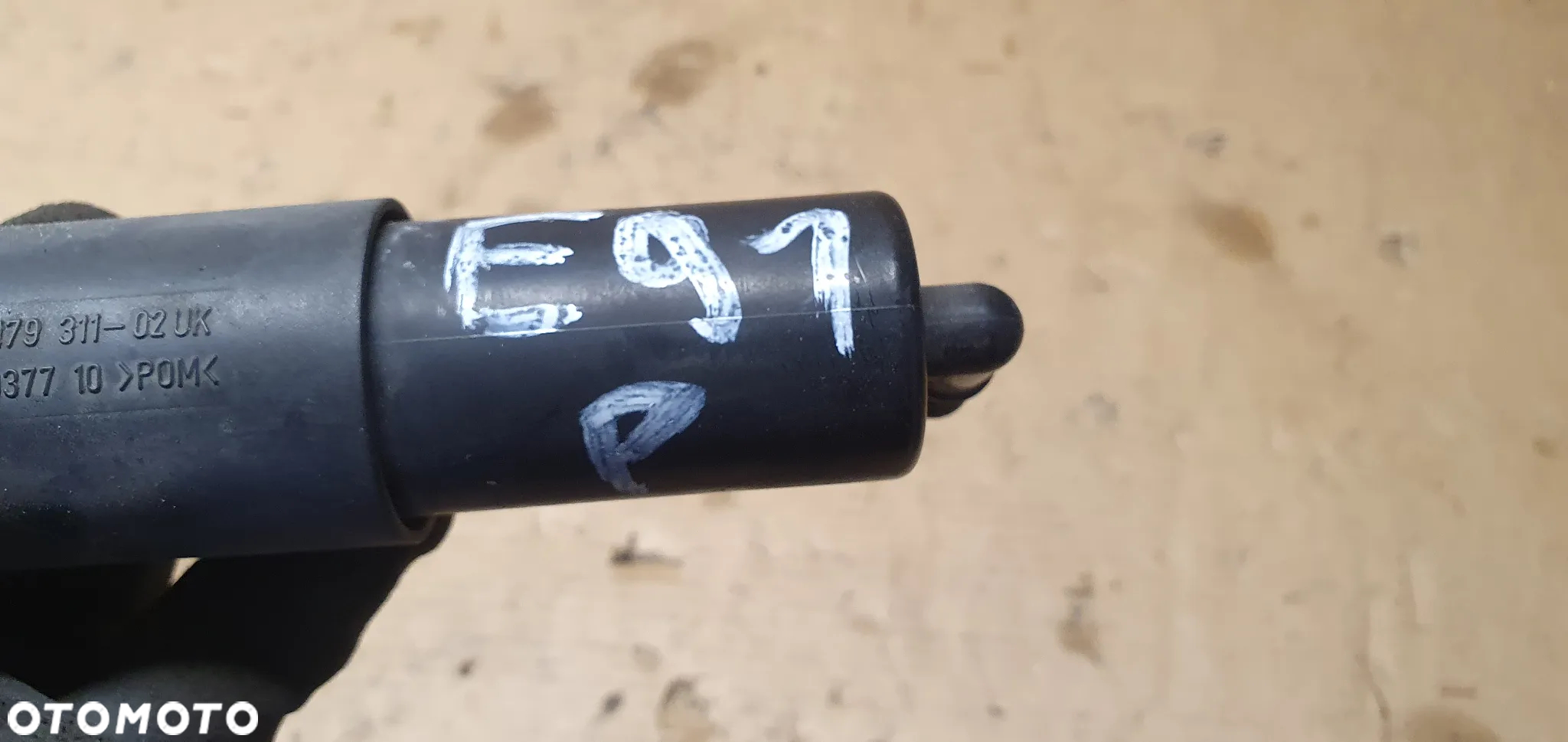 Spryskiwacz lampy Xenon lewy przód BMW 3 E90 7179311 - 7
