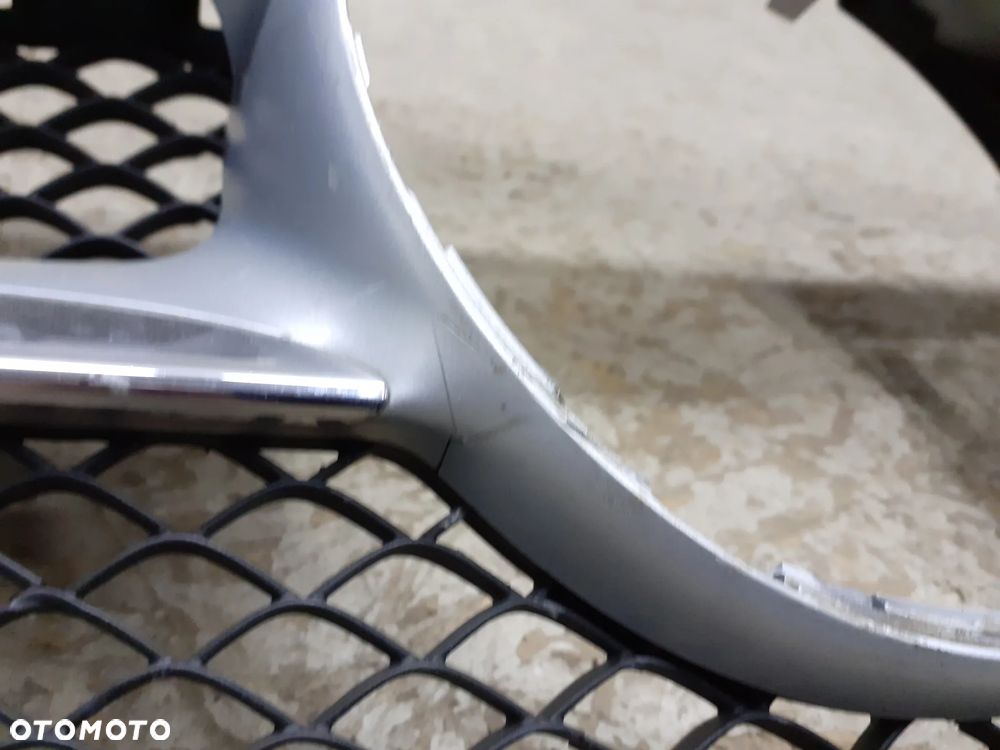 GRILL ATRAPA MERCEDES C-KLASA W205 2014-2017R A2058800183 - 4