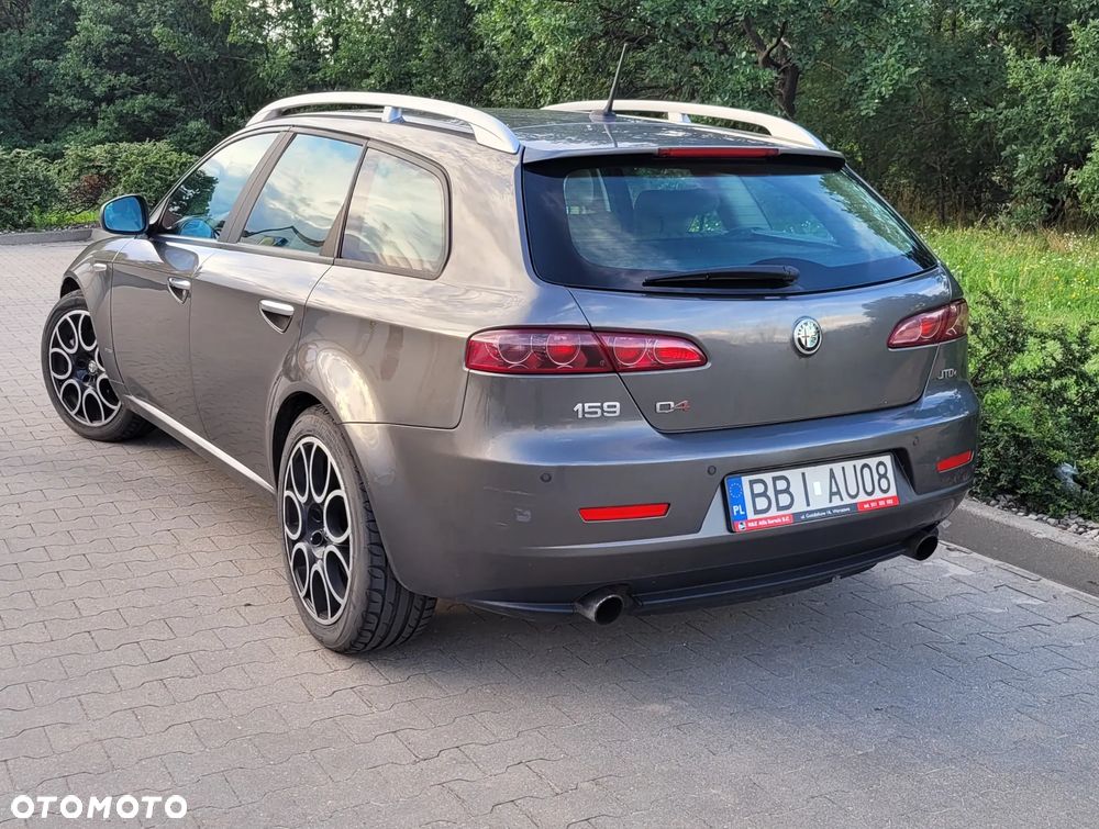 Alfa Romeo 159 Sportwagon ver-159-2-4jtdm-q4-distinctive - 7