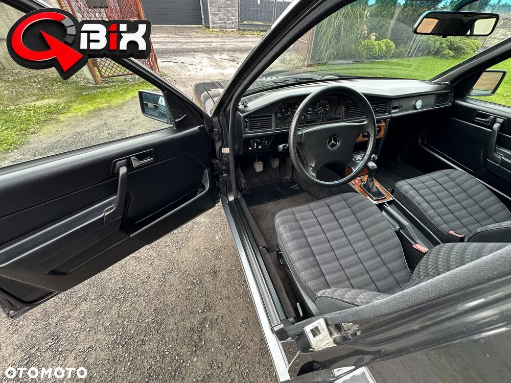 Mercedes-Benz W201 (190) - 18