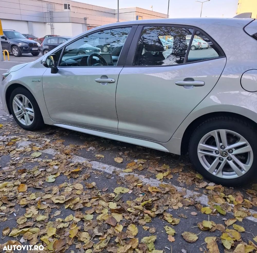 Toyota Corolla 1.8 HSD Dynamic - 11