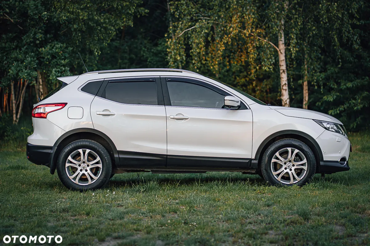 Nissan Qashqai 1.6 dCi DPF 4x4 Start/Stop 360 - 5