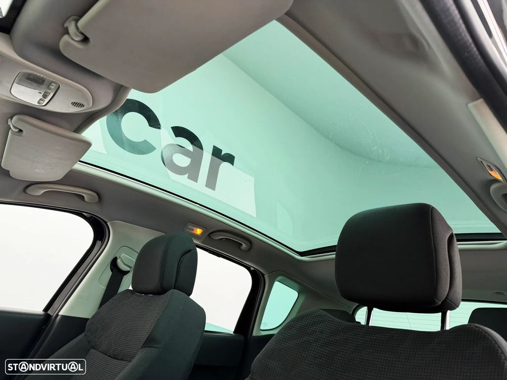 Peugeot 3008 1.6 HDi Active - 11