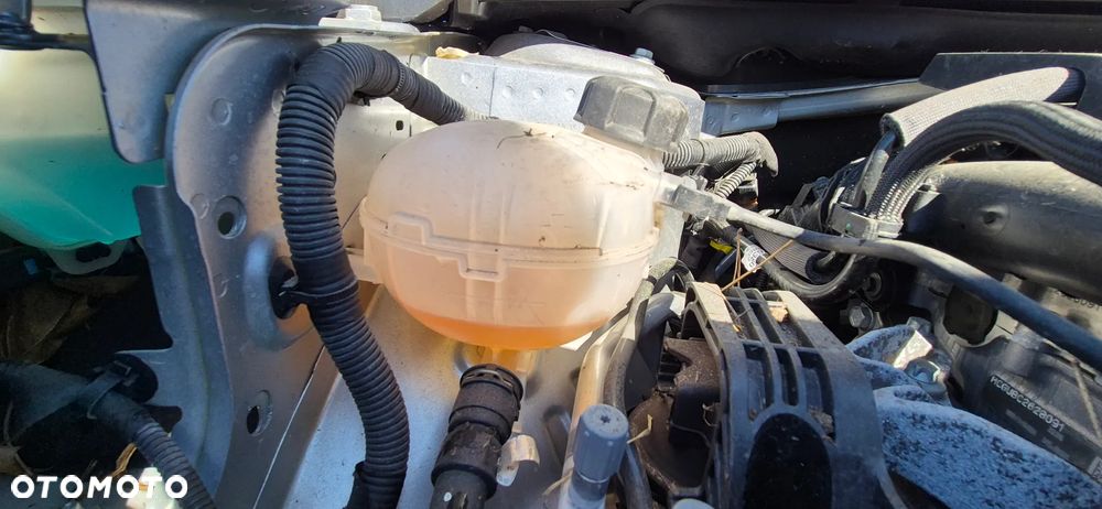 Citroën C4X 1.2 PureTech Business Edition S&S EAT8 - 32