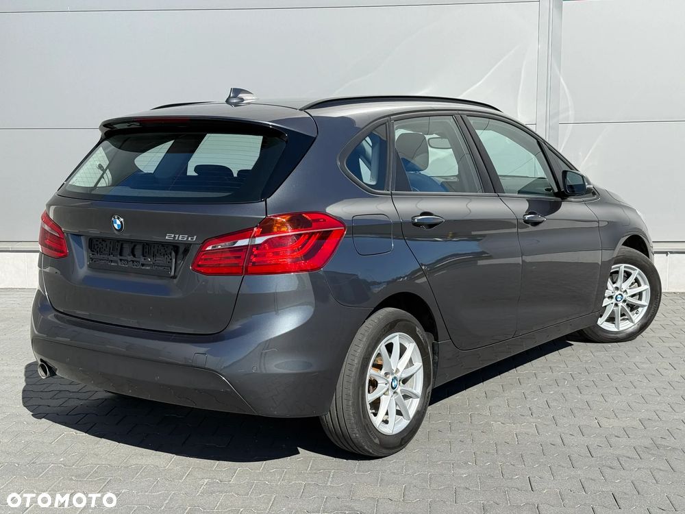 BMW Seria 2 216d Luxury Line - 11