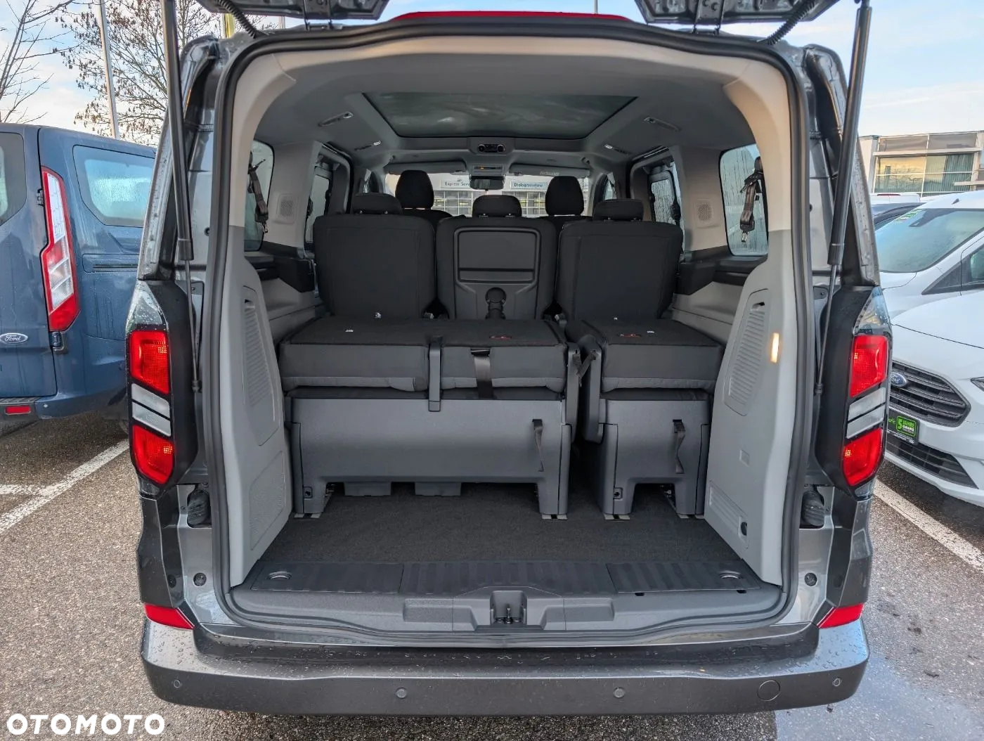 Ford Tourneo Custom 2.0 EcoBlue 320 L2 Titanium - 10