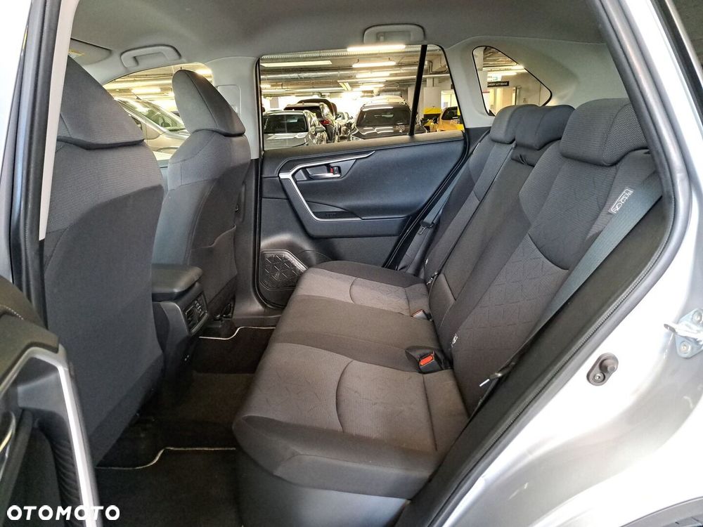 Toyota RAV4 - 32