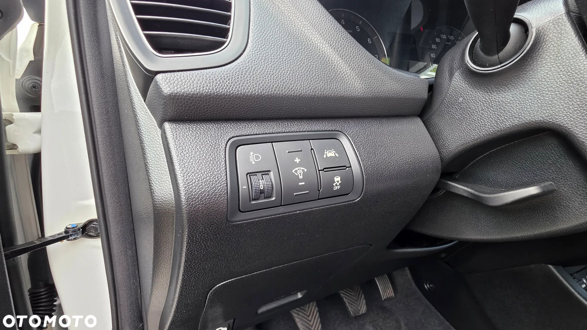Hyundai i20 1.2 Trend - 28