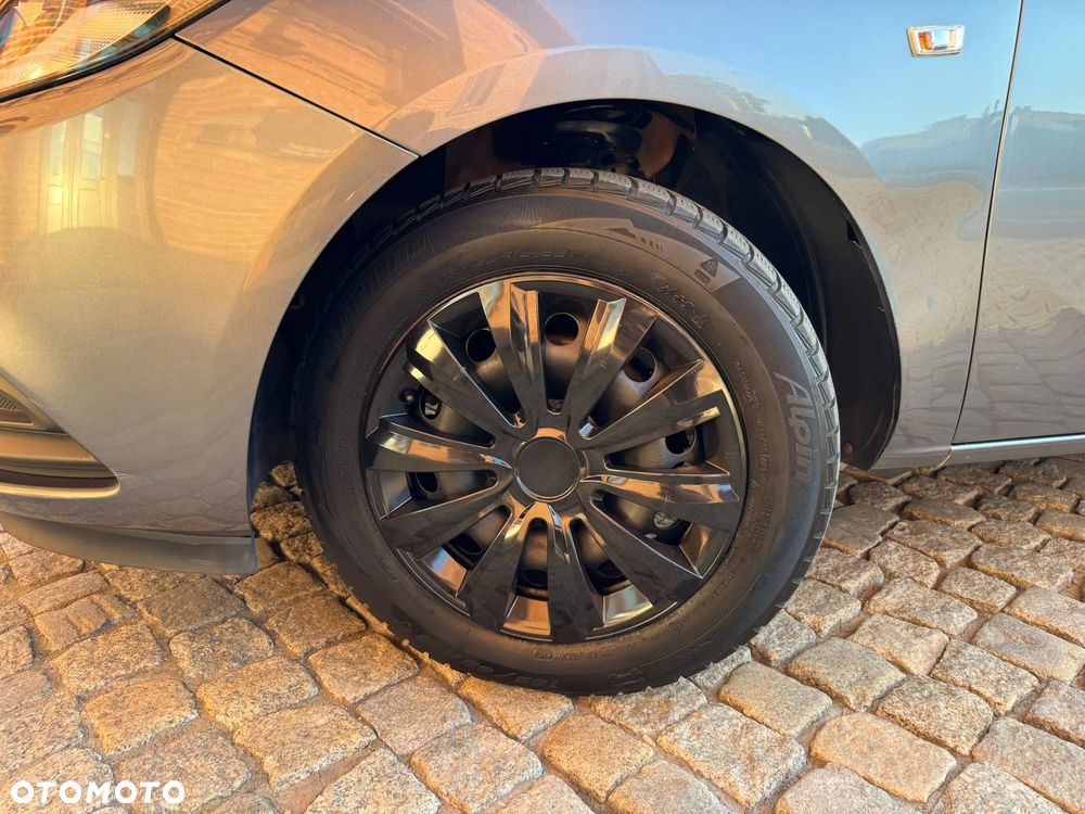 Opel Corsa 1.4 Enjoy - 31