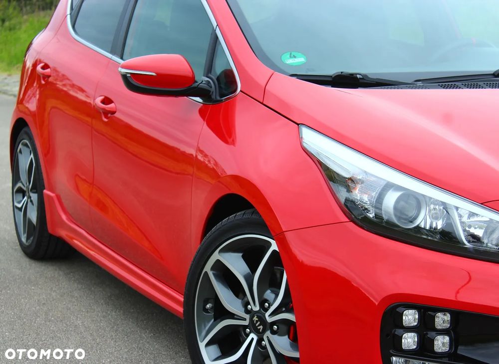 Kia Ceed 1.6 T-GDI OPF GT - 14