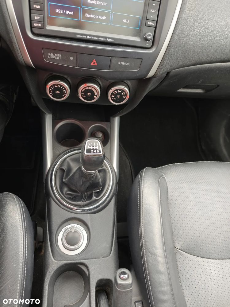 Mitsubishi ASX 1.8 DID Instyle NAVI 4WD AS&G - 11