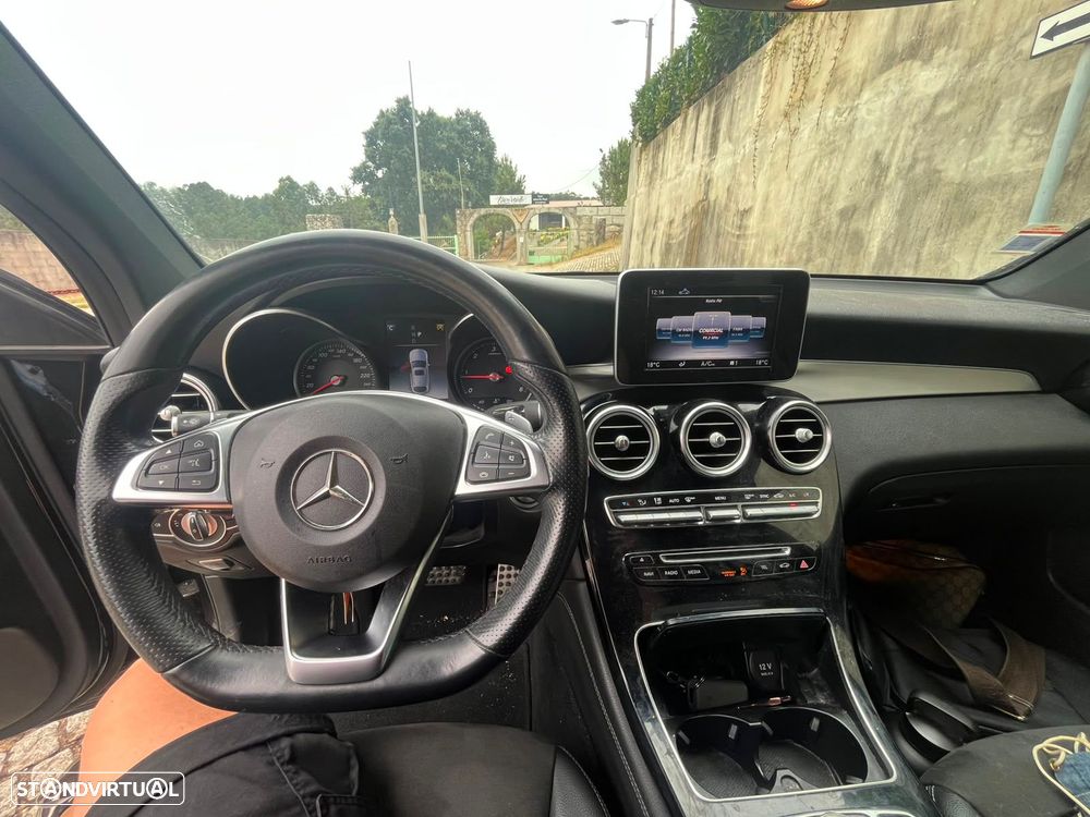 Mercedes-Benz GLC 250 d Coupé AMG Line 4-Matic - 2