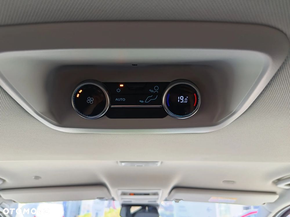 Ford Tourneo Custom 2.5 PHEV CVT 340 L2 Titanium X - 27