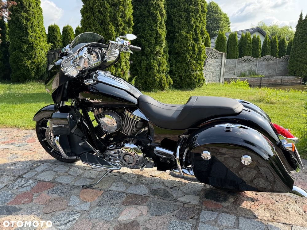 Indian Roadmaster - 18