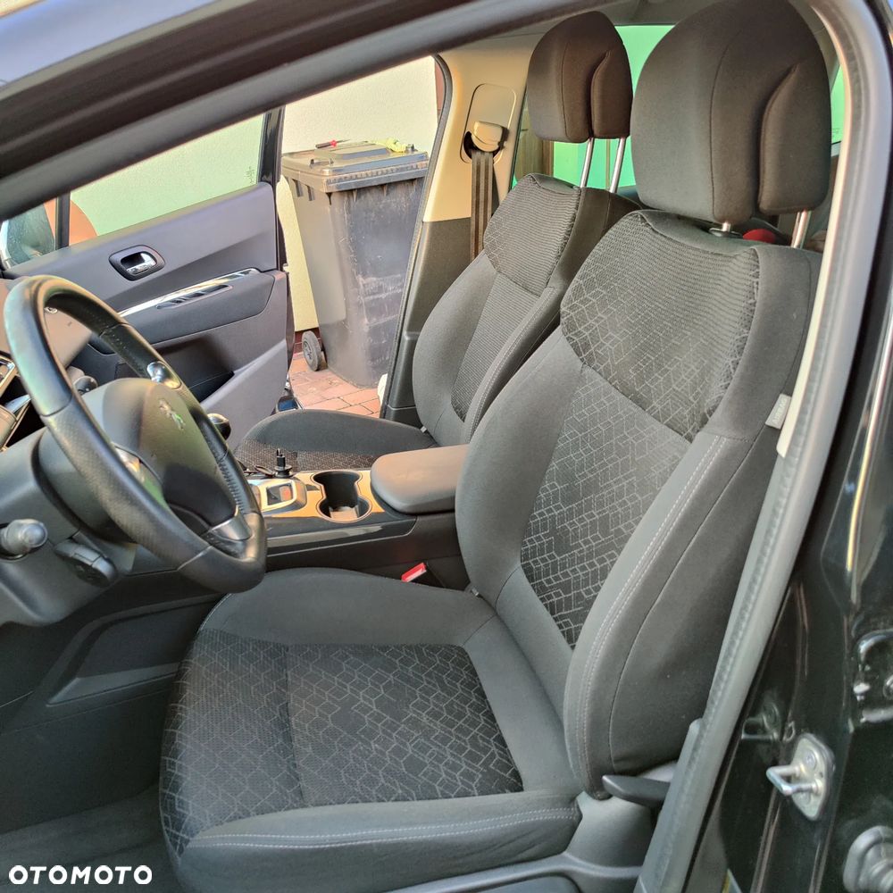 Peugeot 3008 1.6 HDi Style - 11